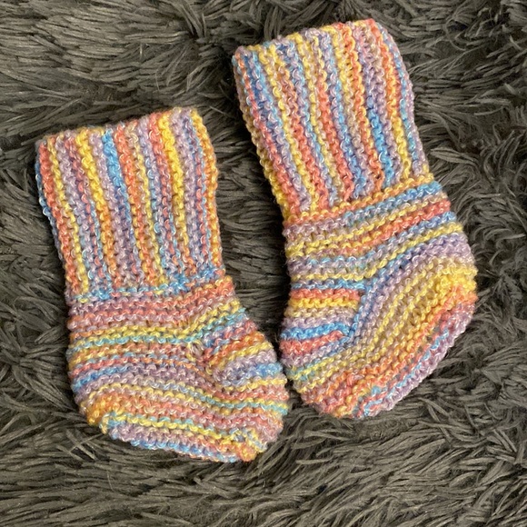Baby booties - Picture 2 of 5